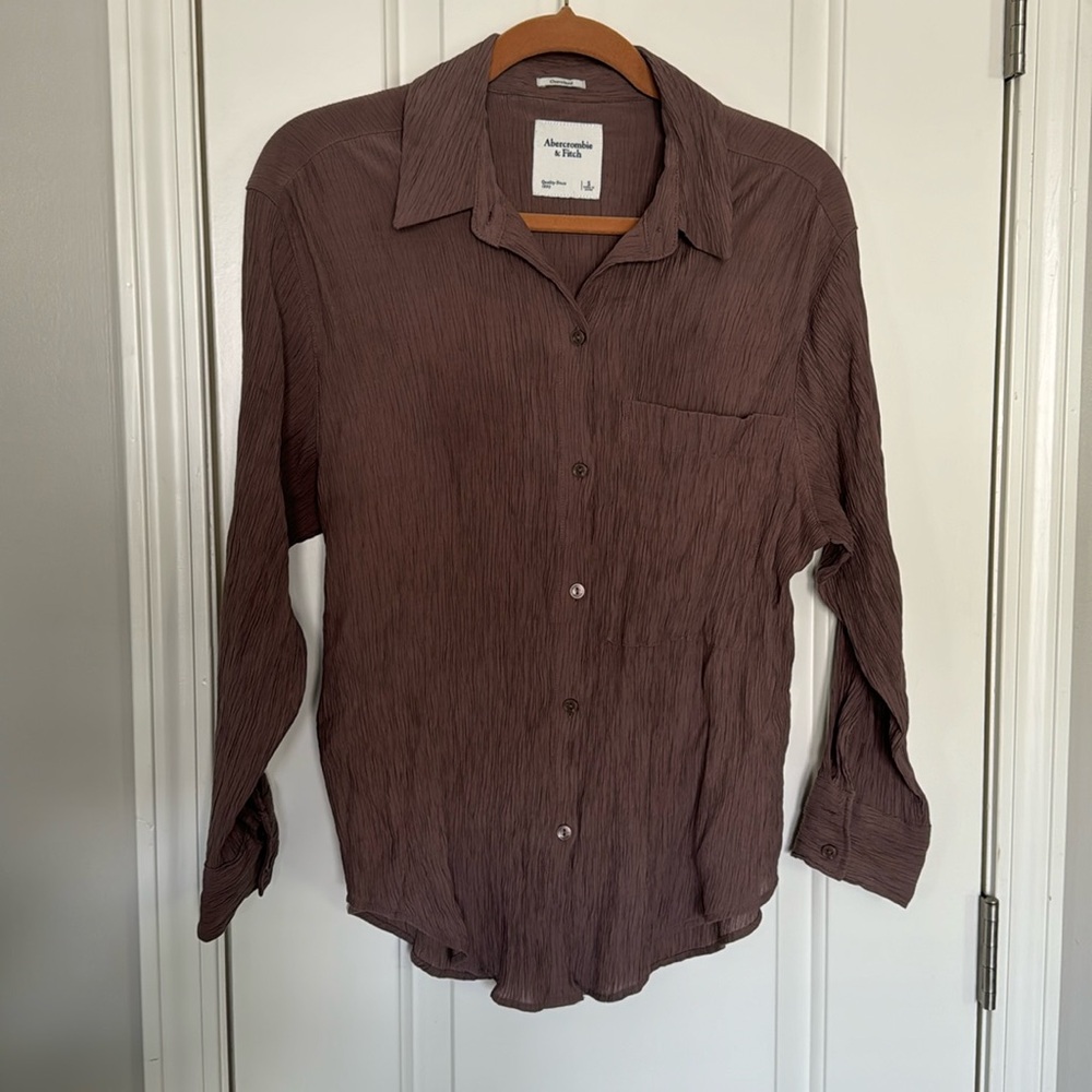 Oversized boyfriend shirt